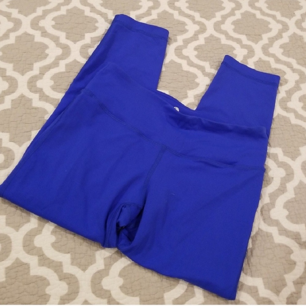 Blue leggings